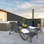 Appartamento 88 - Rooftop Jacuzzi & Terrace