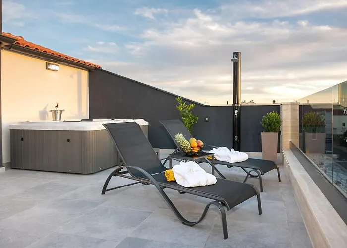 Apartman 88 - Rooftop Jacuzzi & Terrace
