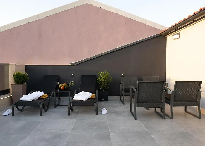 88 - Rooftop Jacuzzi & Terrace *